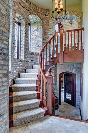 MultiMKE_Highland_Ridge_vestibuleWeb.jpg